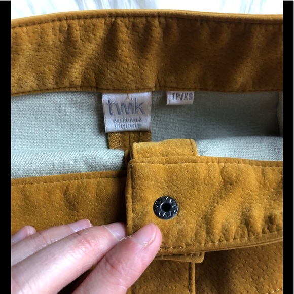 Perfect suede fall skirt 🍁 - Picture 6 of 8